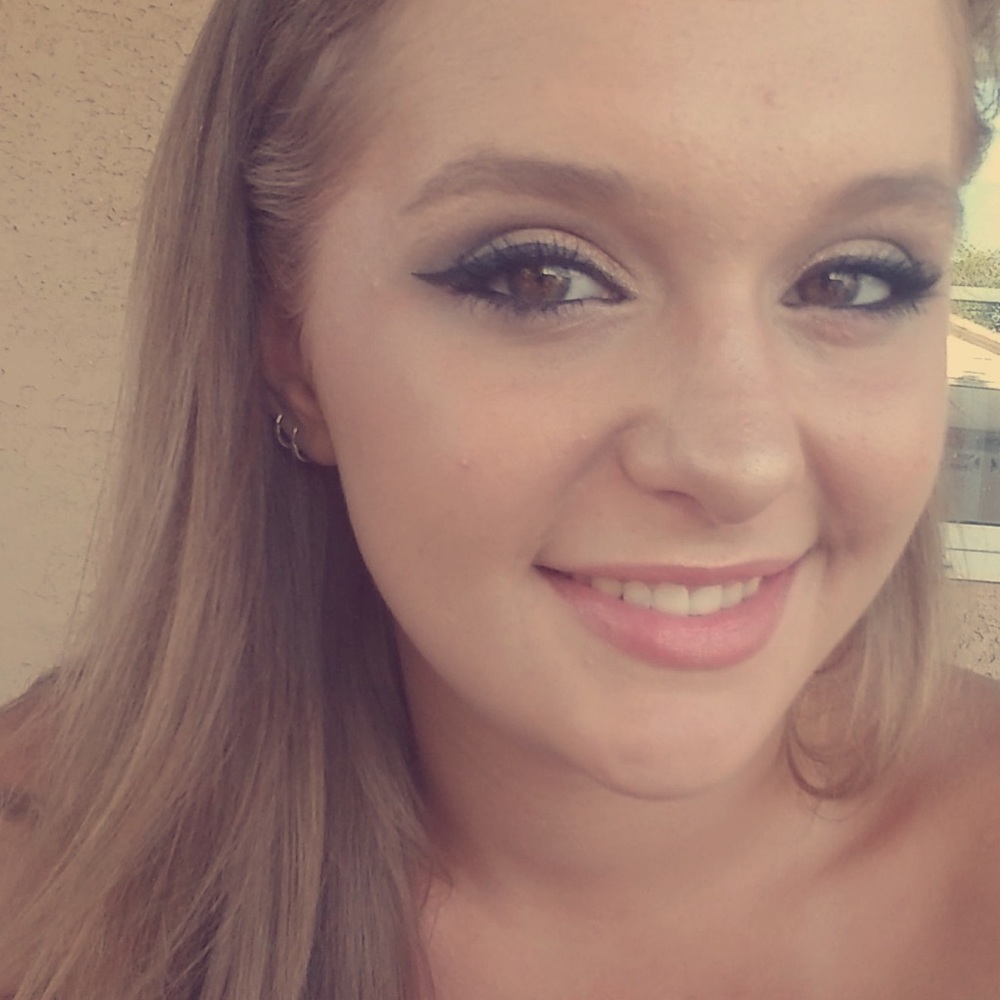 Meet your Posher, Josi